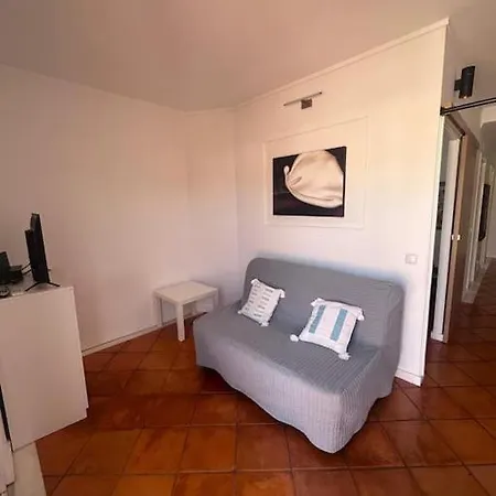 Vilamoura Center Flat With Pool Apartament